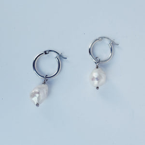 Bella earrings